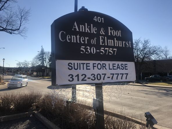 401 N York St, Elmhurst, IL 60126